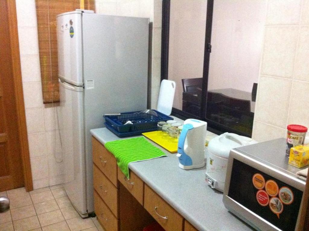 Marina Condominium Holiday Homestay Кота Кинабалу Екстериор снимка